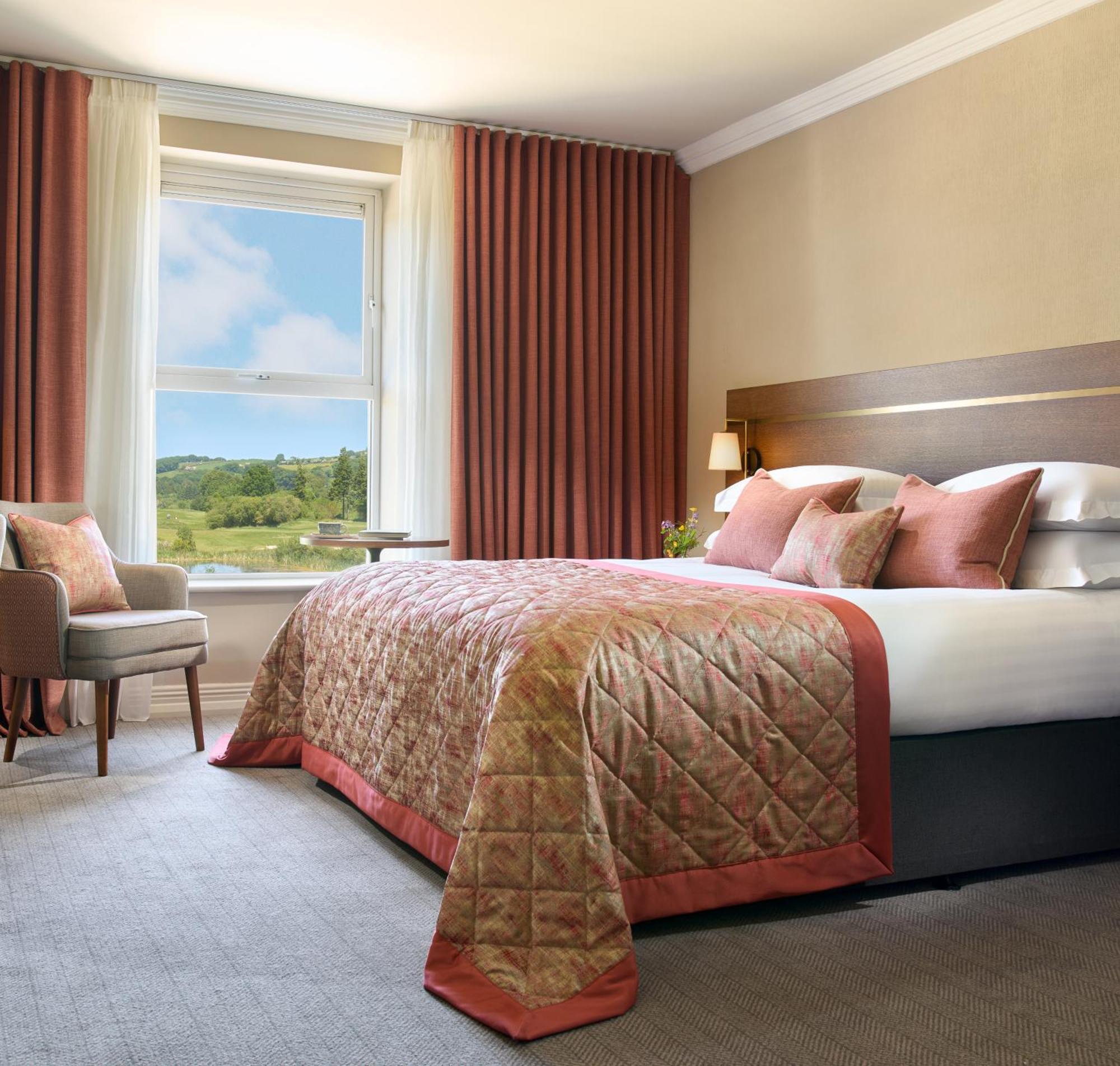 Tulfarris Hotel And Golf Resort 외부 사진