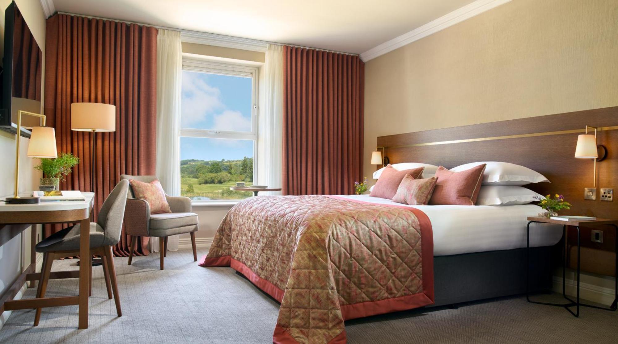 Tulfarris Hotel And Golf Resort 외부 사진